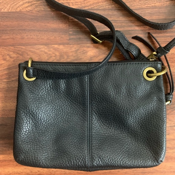 Fossil Erin Top Zip CrossBody Bag Black Pebbled Genuine Leather Messenger - Picture 3 of 5